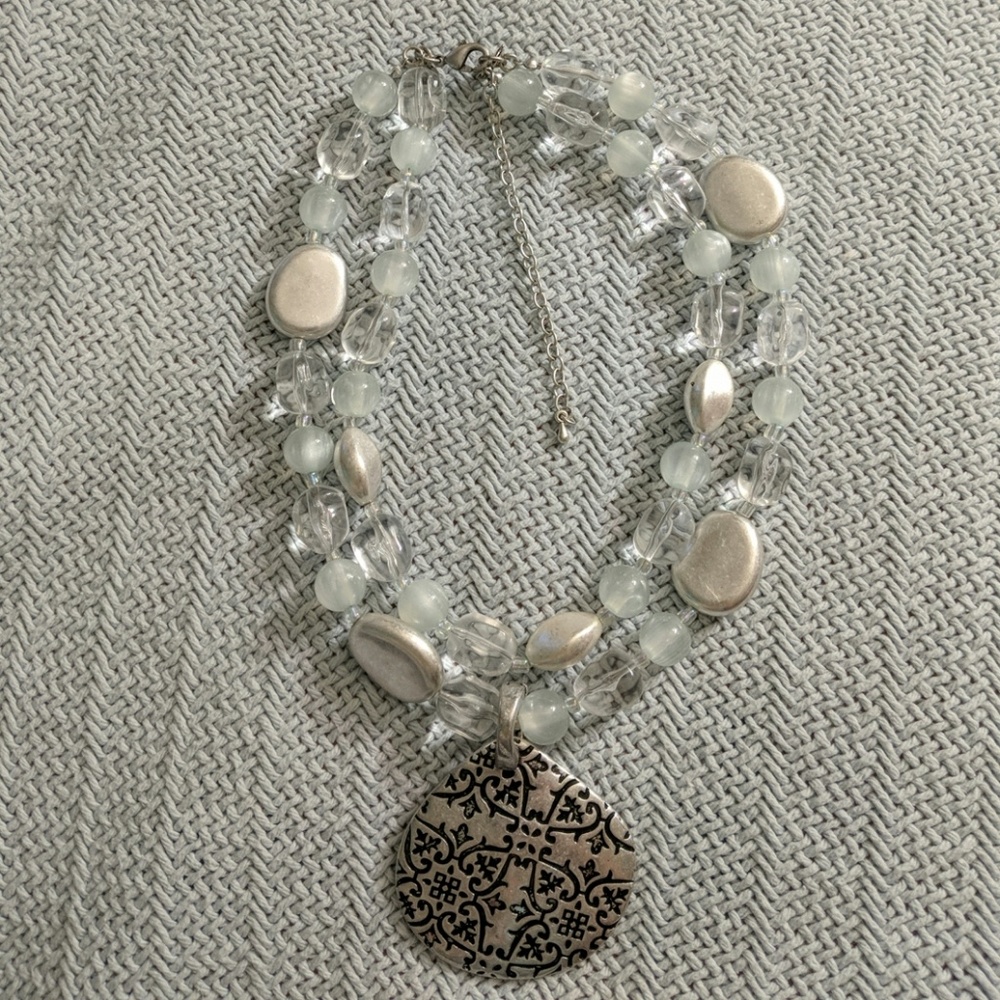 Premier Jewelry necklace with pendant